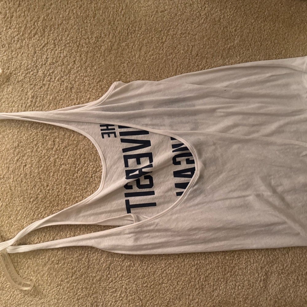 PINK Victoria's Secret White Sleeveless Tank Top - Picture 2 of 3